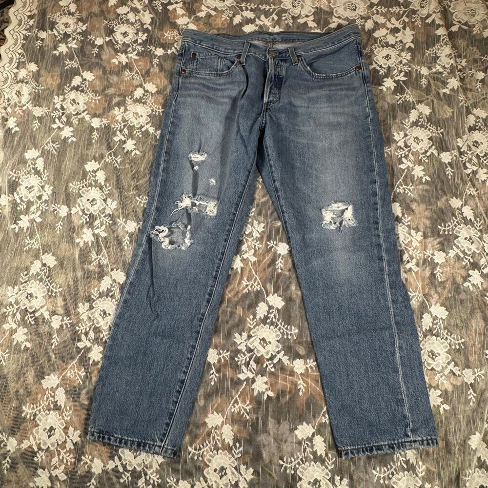 Levi’s 559 Relaxed Straight Jeans | Medium Wash | Distressed | Men’s 32W